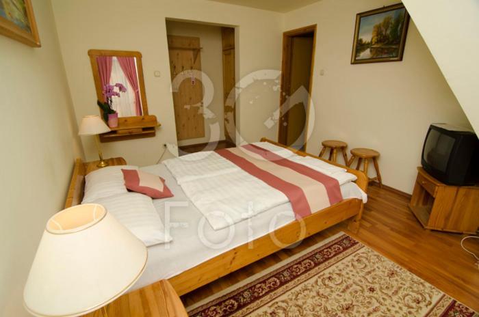 Gosztola Gyoengye-Az Erdo Szallodaja Exteriér fotografie